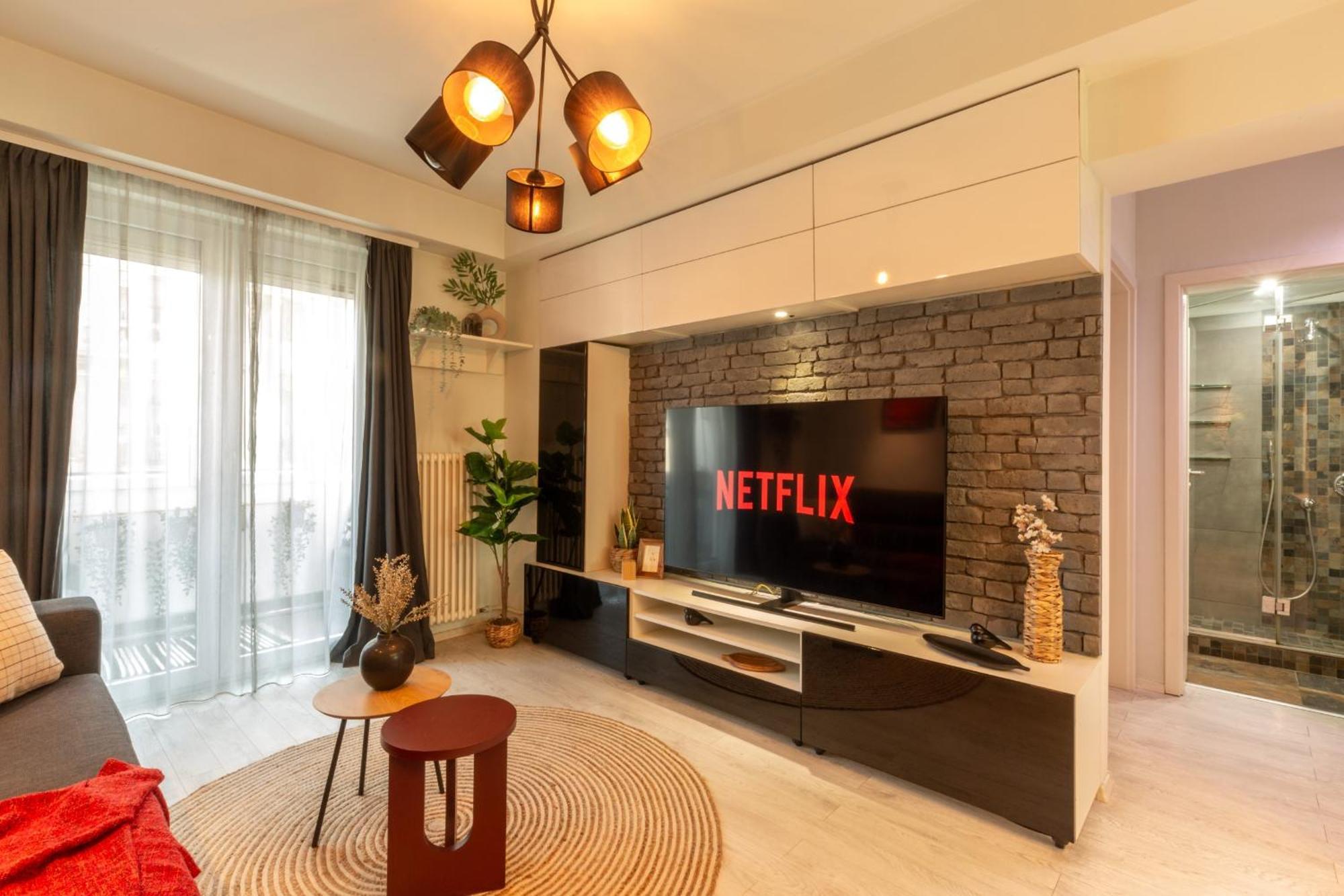 Modern 1Br Apt In The Old Town: The Perfect Choice Bucharest Exterior photo